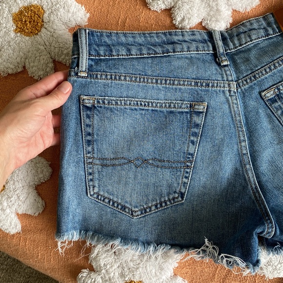 🌼 Lucky Brand shorts - Picture 10 of 13